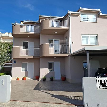 Apartment Ante ดูกีรัท ภายนอก รูปภาพ