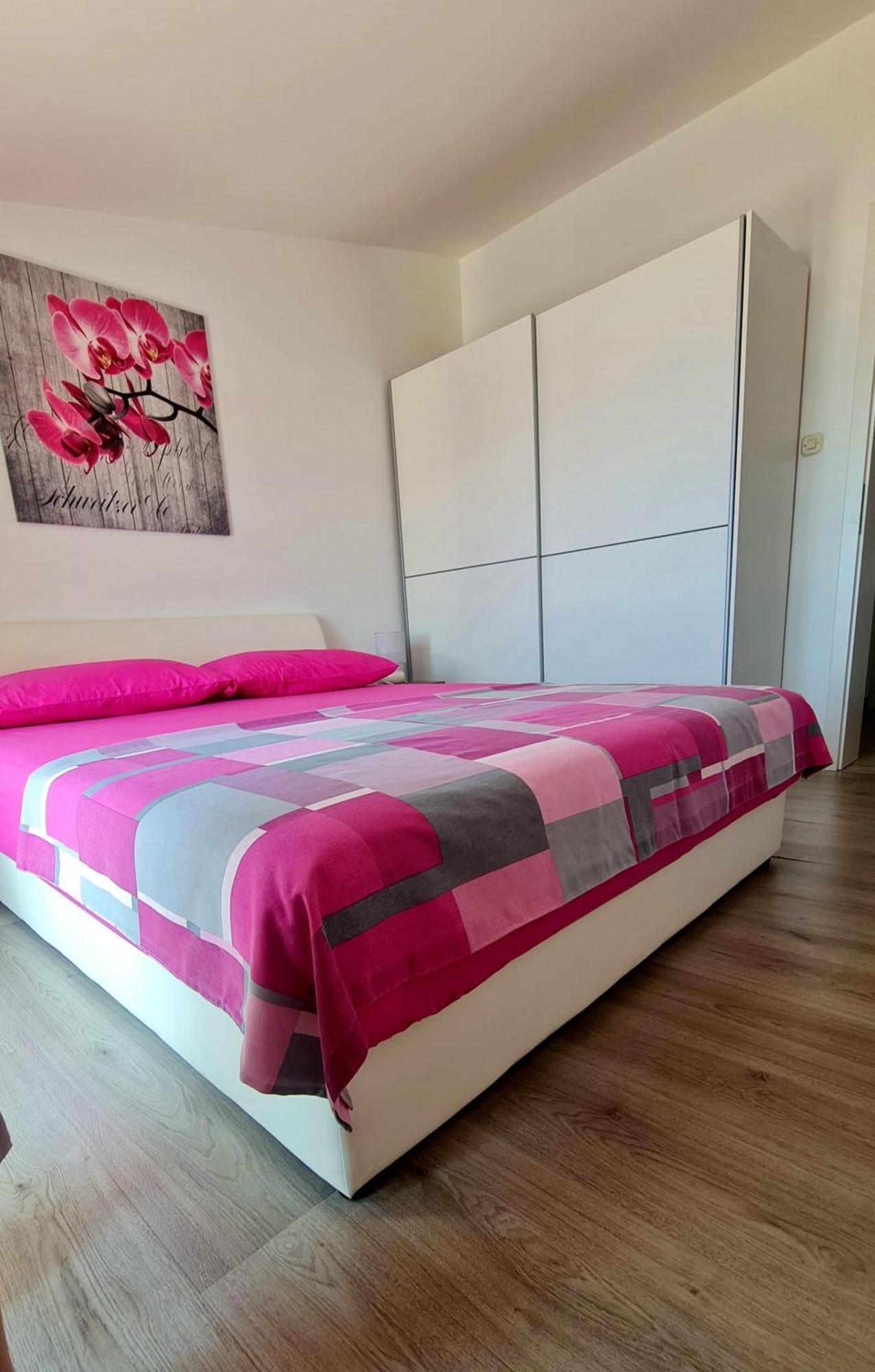 Apartment Ante ดูกีรัท ภายนอก รูปภาพ