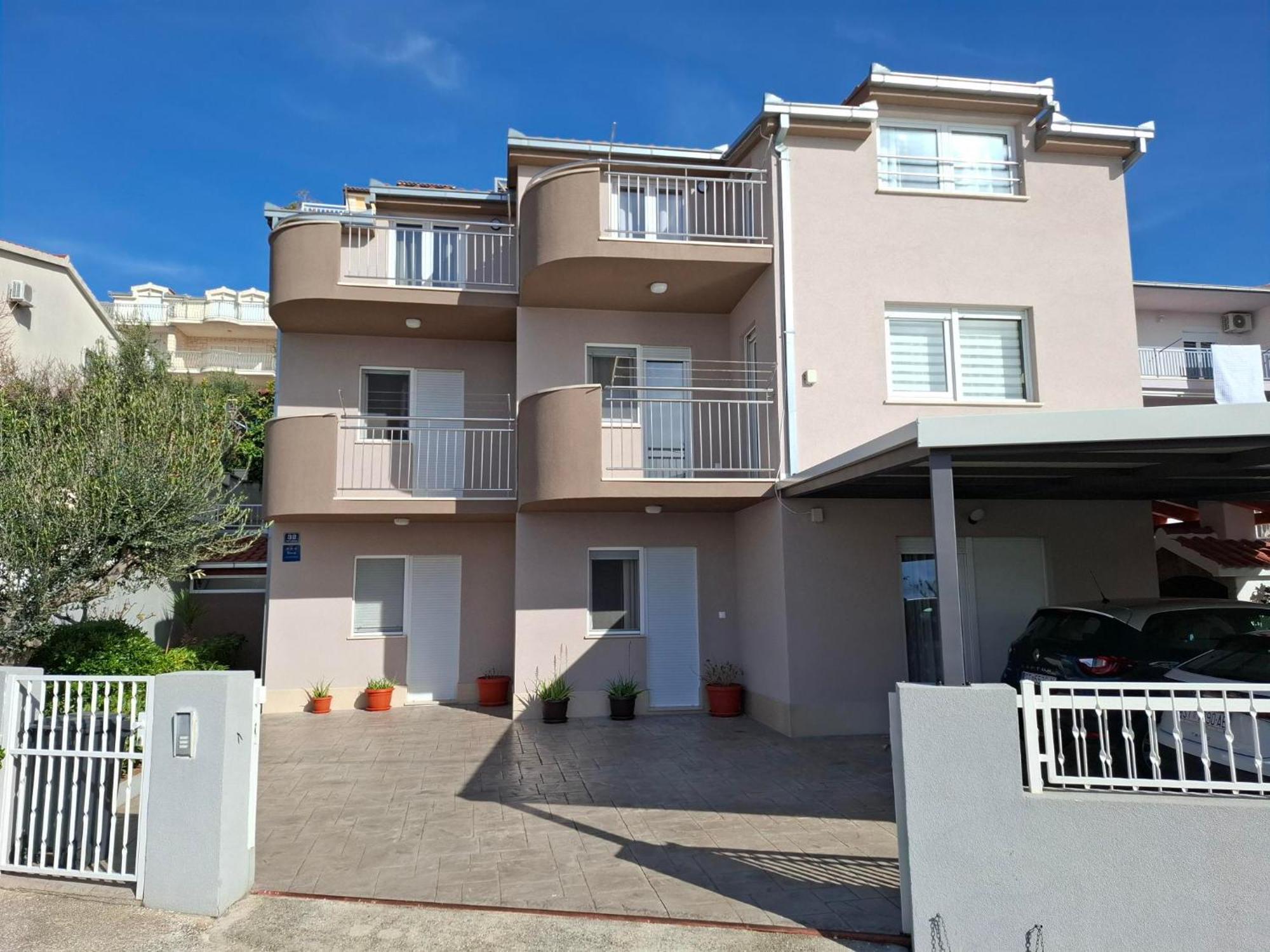 Apartment Ante ดูกีรัท ภายนอก รูปภาพ